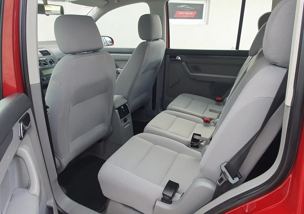 Volkswagen Touran cena 19700 przebieg: 214000, rok produkcji 2003 z Tykocin małe 232